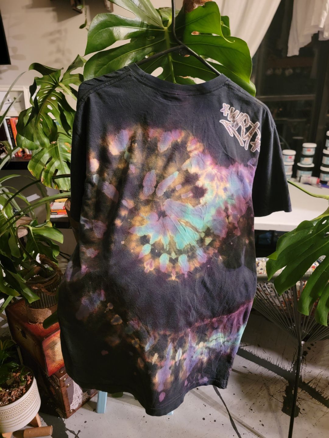 Hand Dyed Art Size L "Skull Oil Spill"