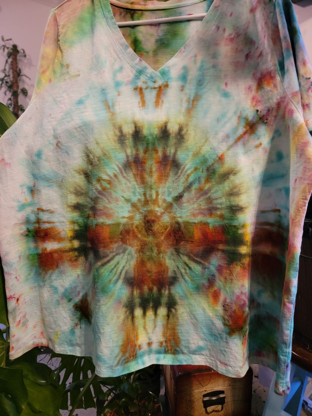 Hand Dyed Art Women's xl "Groots Vision"