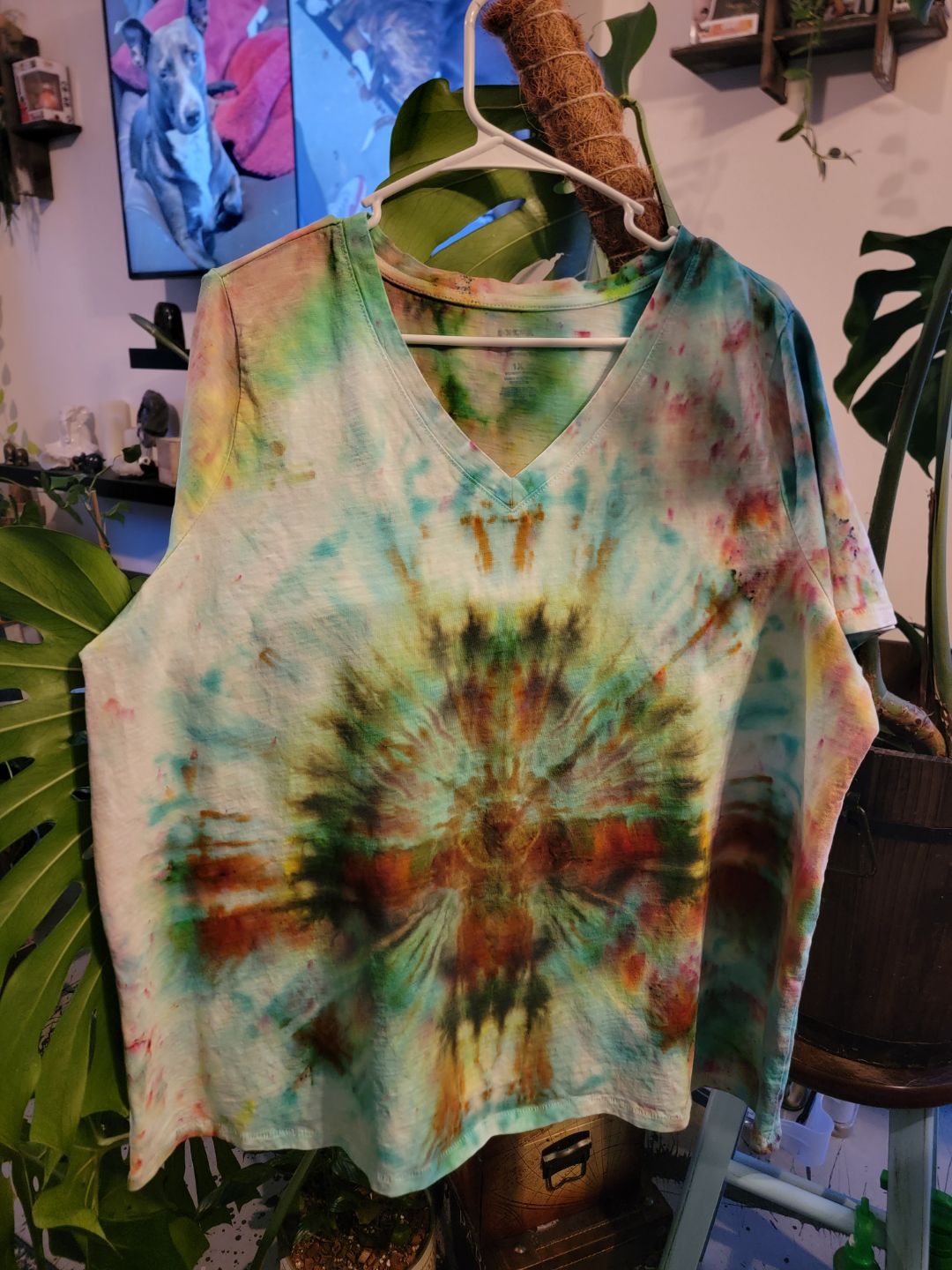 Hand Dyed Art Women's xl "Groots Vision"