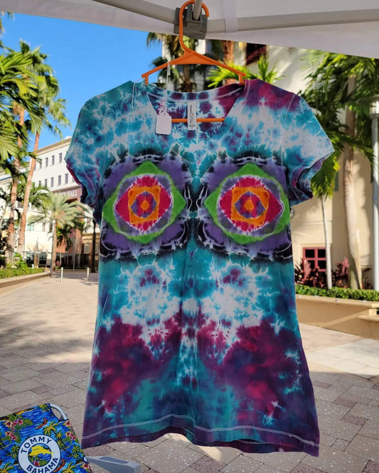 Hand Dyed Art Women's XL Slim Fit "turtle mandala"